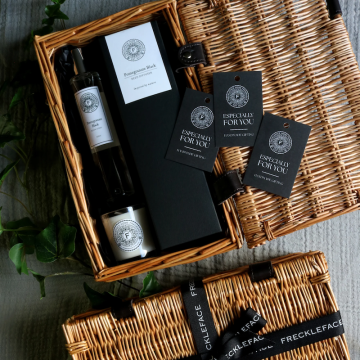 Projekt für eine luxuriöse Geschenkbox für Raumdüfte