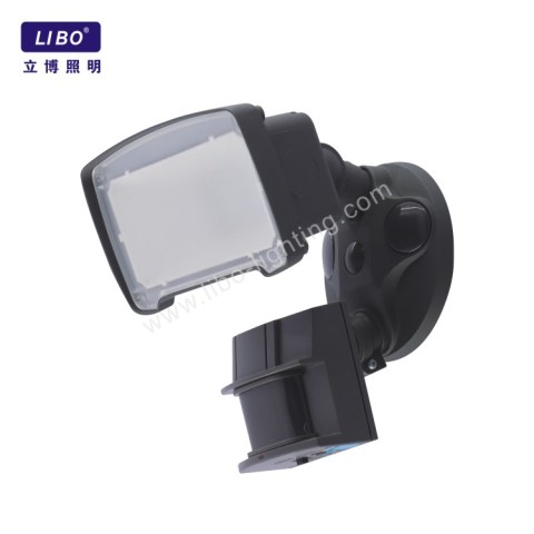 Projecteur de sécurité extérieur carré à DEL