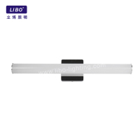 Stmívatelné hliníkové toaletní svítidlo BL-02