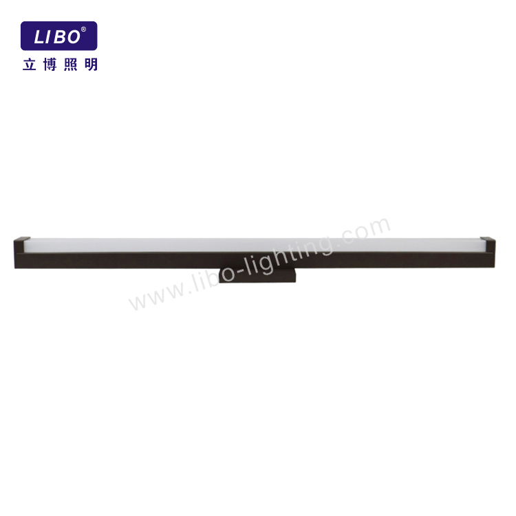 Вертикальный линейный светильник для туалетного столика с переключателем ЦКТ БЛ-03