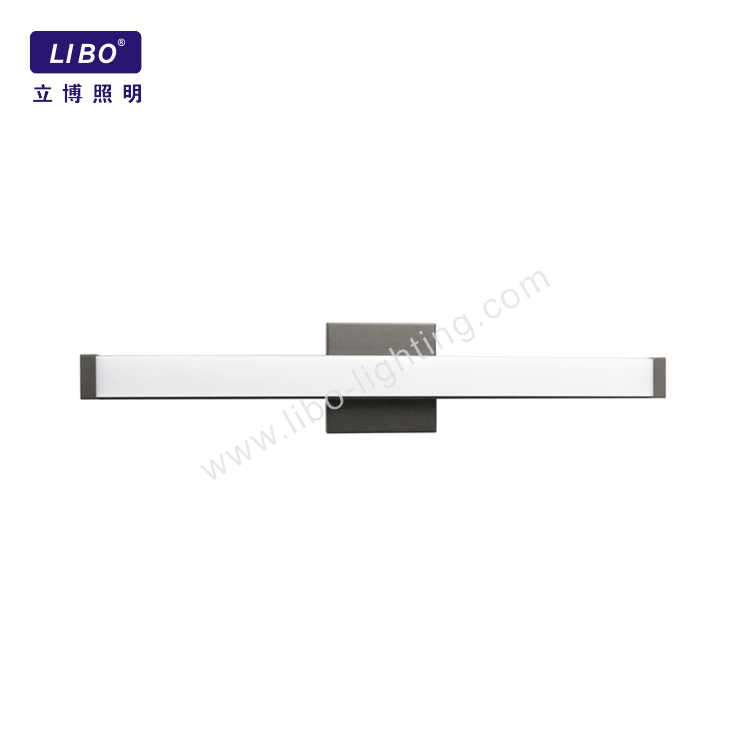 Вертикальный линейный светильник для туалетного столика с переключателем ЦКТ БЛ-03