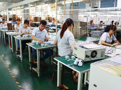 साल के साथ बिक्री टीम