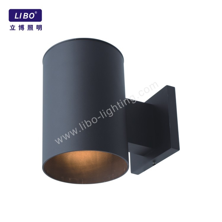 Asenna ulkoiset led-seinävalot