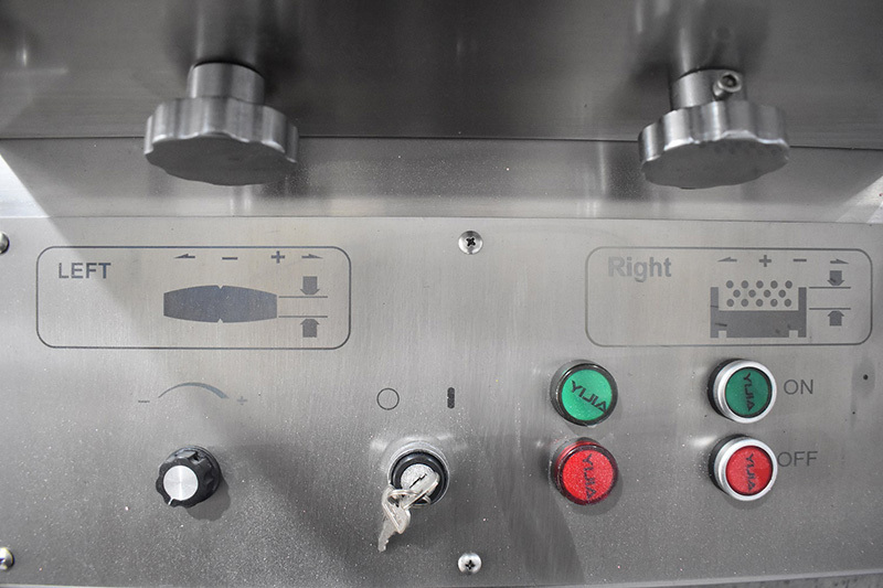 Small Easy-operated Rotary Tablet Making Machine Used In Laboratory