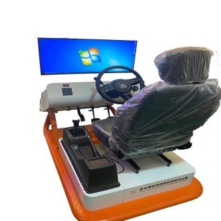 Simulador de treinamento de direção de carro esquerdo