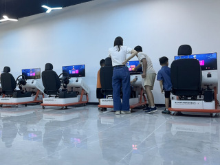 Klasifikasi simulator memandu kereta