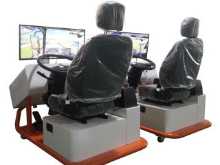 simulator mengemudi mobil adalah alat pengajaran tambahan yang baik