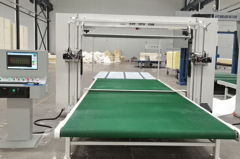 Máquina de corte de hoja oscilante CNC de doble oscilación