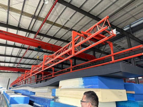 อุปกรณ์แคลมป์บล็อคโฟมสำหรับงานหนัก: ตัวเปลี่ยนเกมสำหรับโฟมรองเท้า