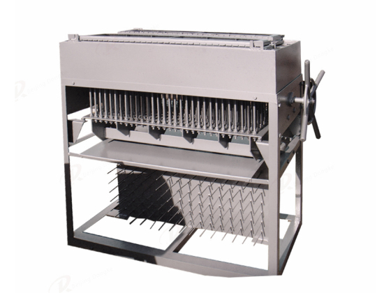 Mașină manuală de făcut lumânări