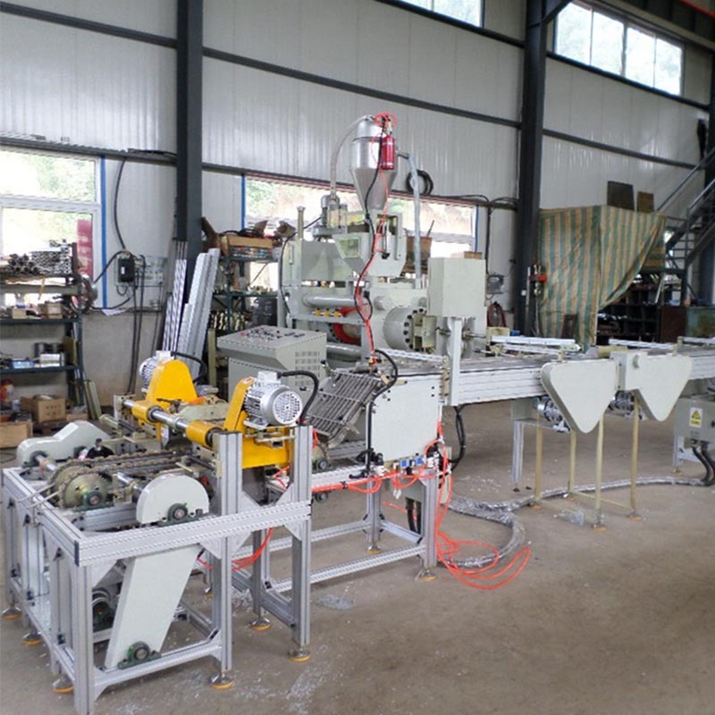 Machine automatique d'extrudeuse de bougie
