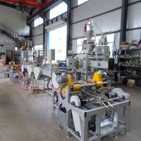 Machine automatique d'extrudeuse de bougie