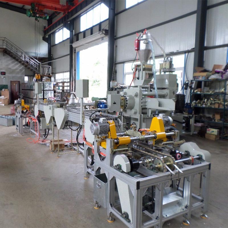 Machine automatique d'extrudeuse de bougie