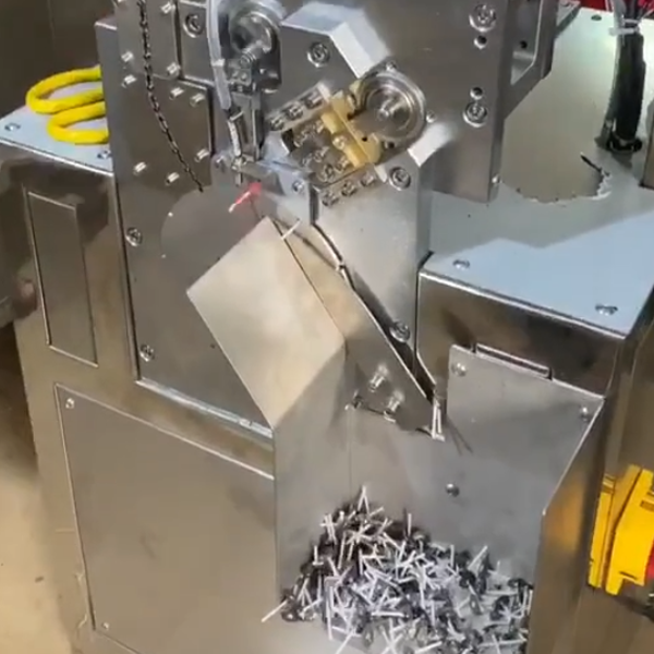 Machine de découpe de mèche de bougie, puissance électrique