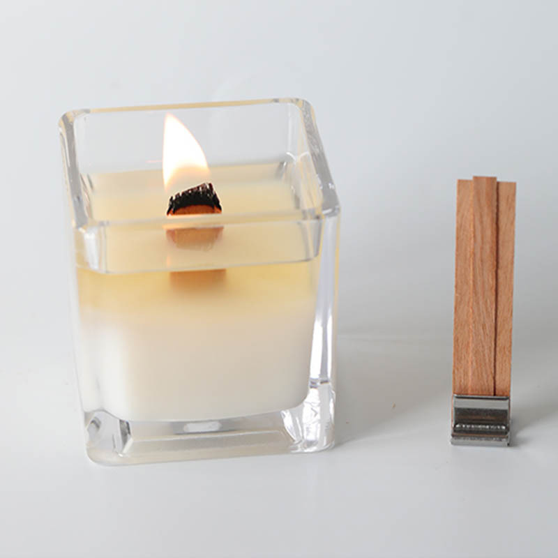 Fitil de lumanare din lemn