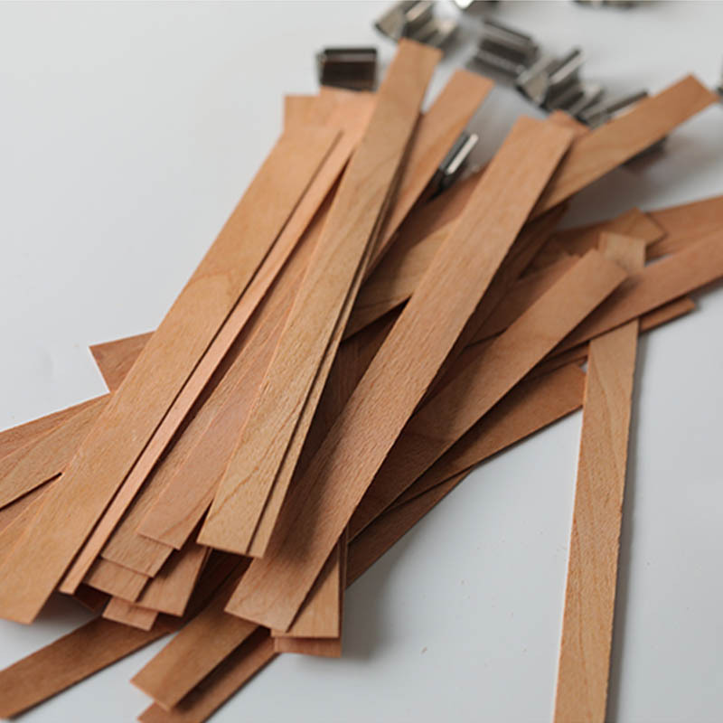 Fitil de lumanare din lemn