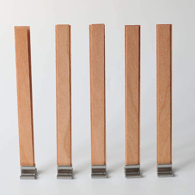 Fitil de lumanare din lemn