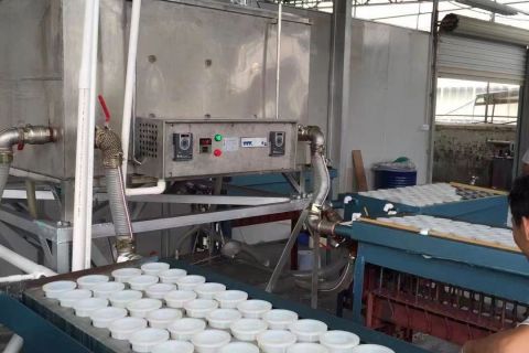 Care sunt unele sarcini comune de întreținere pentru o mașină de fabricat lumânări?