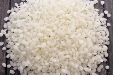 Diferența dintre ceara de soia moale și cea dură