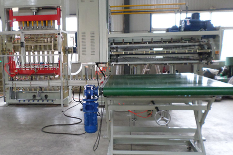 Evoluția fabricării lumânărilor: Cum revoluționează industria mașinile moderne de fabricat lumânări