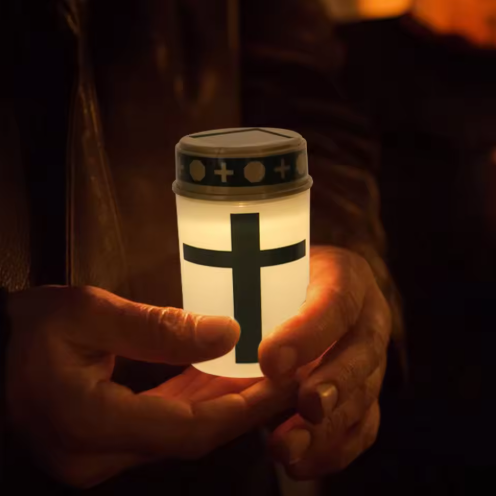 Die Rolle der traditionellen Kerze in heiligen Ritualen