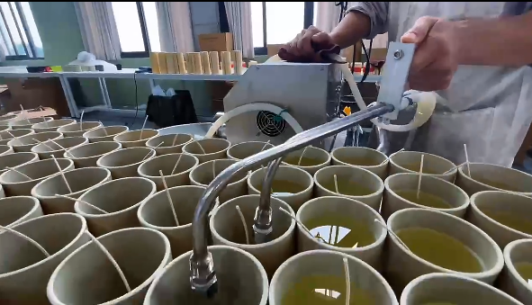 candle filling machine