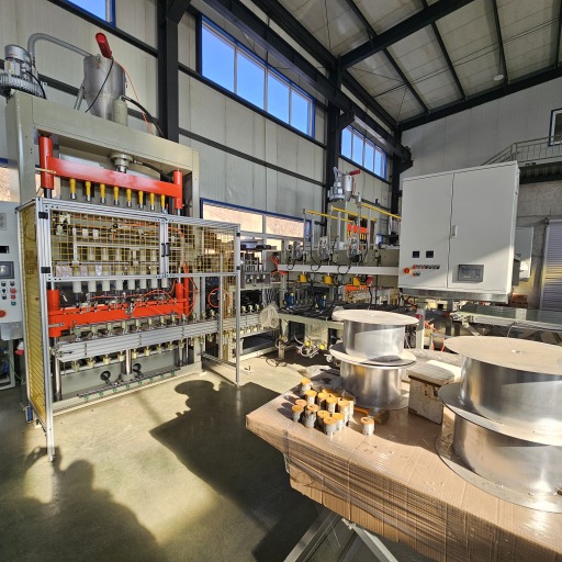 Studium przypadku: Automatyczna maszyna do produkcji świec – zastosowanie, instalacja i doświadczenie użytkownika