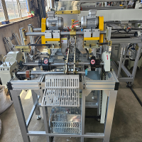 Machine d'extrusion automatique pour bougies funéraires de cimetière
