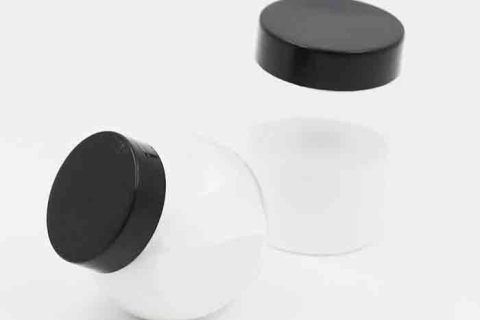 The function of VAE Re-dispersible Polymer Powder in putty is mainly in the following aspects