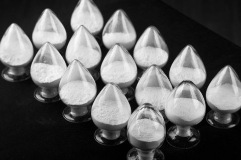 The main uses of lithium carbonate