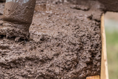 What Is Lithium Carbonate and Why Is It Used as a Cement Accelerator in Construction
