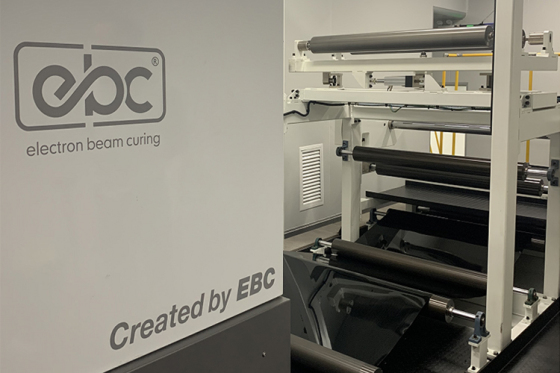 El primer equipo de producción de extrusión de alta gama en Asia se instaló en la empresa ZHI HUA DAEI