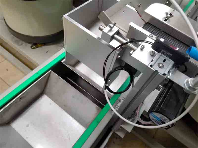 Vibrate Feeding Fiber Counting PVC Fittings Packaging Machine