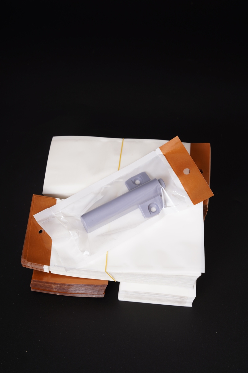 ヒンジ ステーショナリー リバウンド デバイス カード ヘッダー 包装袋