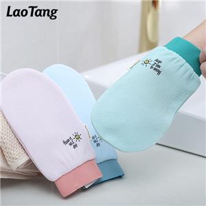 죽은 피부를 제거하는 부드러운 필링 목욕 장갑