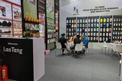 Laotang at the Canton Fair.