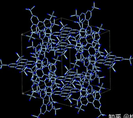 Un exemple d'analyse de structure cristalline par diffraction de poudre