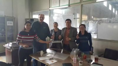 ग्राहक ने हमारे उत्पाद की गुणवत्ता के बारे में अत्यधिक बात की