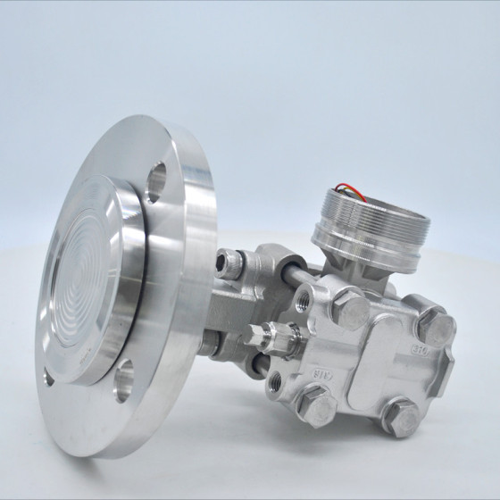 Diaphragm Level Transmitter Device With Flange
