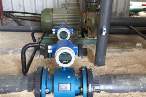 फार्मास्युटिकल उत्पादन में विद्युत चुम्बकीय प्रवाह मीटर का अनुप्रयोग अनुसंधान