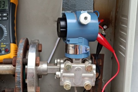 पेट्रोकेमिकल अनुप्रयोगों में दबाव सेंसर