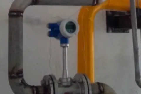 भंवर प्रवाह मीटर के क्या फायदे और नुकसान हैं?