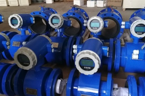 विद्युत चुम्बकीय प्रवाहमापी की माप सटीकता को प्रभावित करने वाले कारक