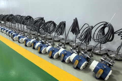 150 One-Side Remote Flange Liquid Level Transmitters Ready for Shipment