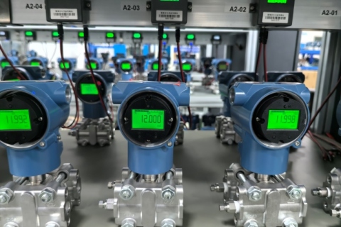 Data Calibration and 48-Hour Aging Test of Differential Pressure Transmitters