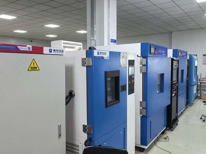 high and low temperature test chambers