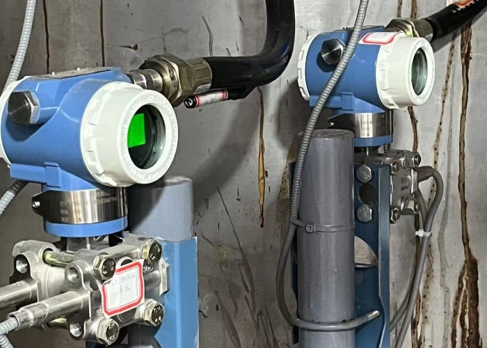 pressure transmitter