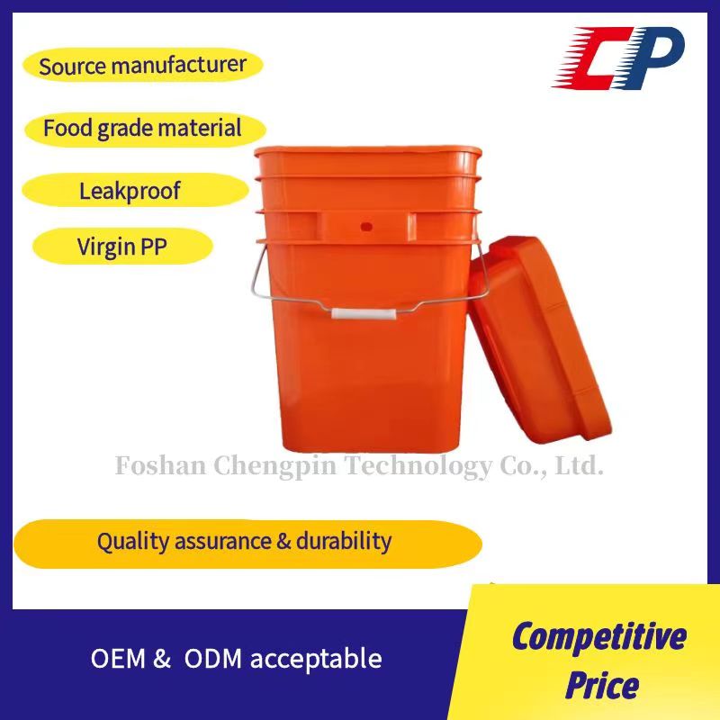 5 gallon plastic bucket