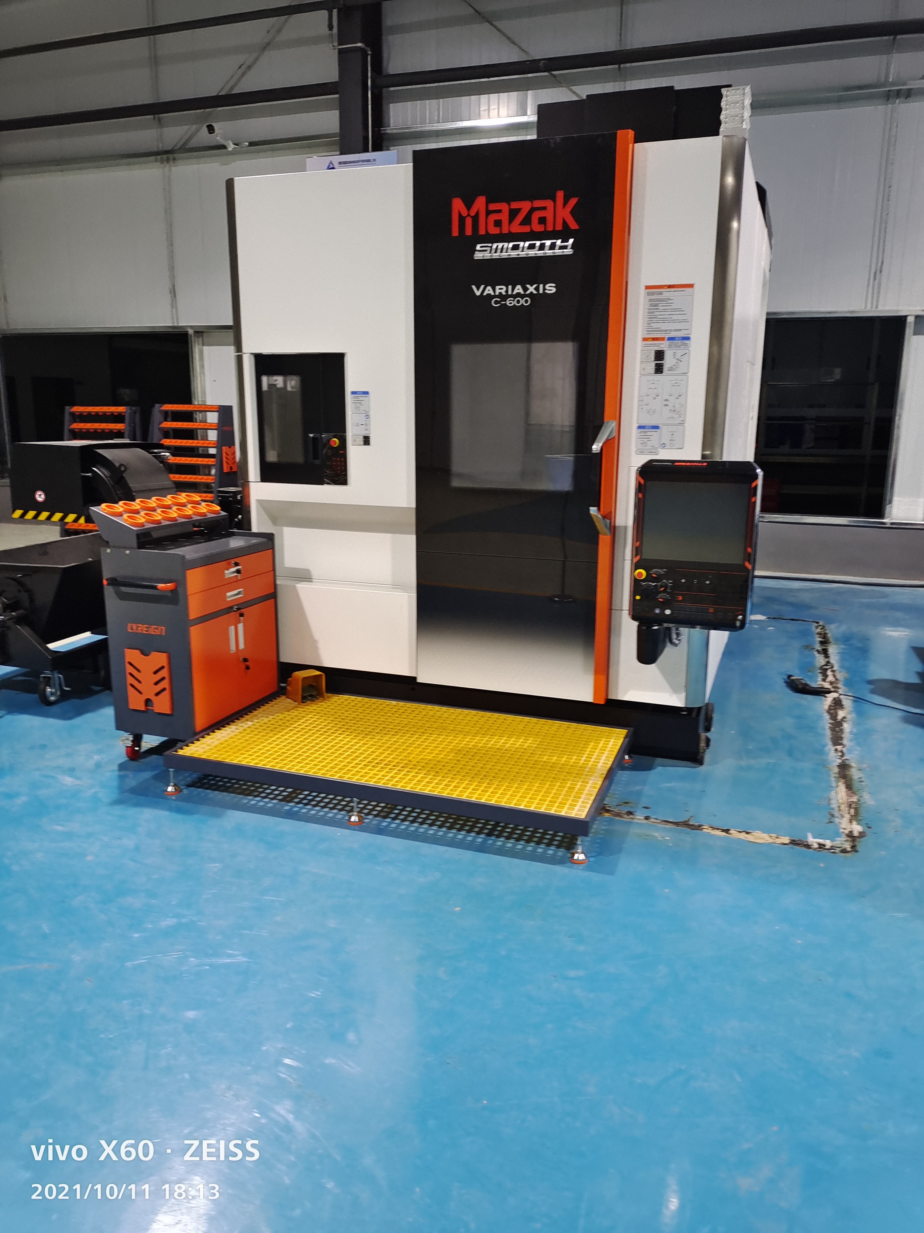 cnc tool truck