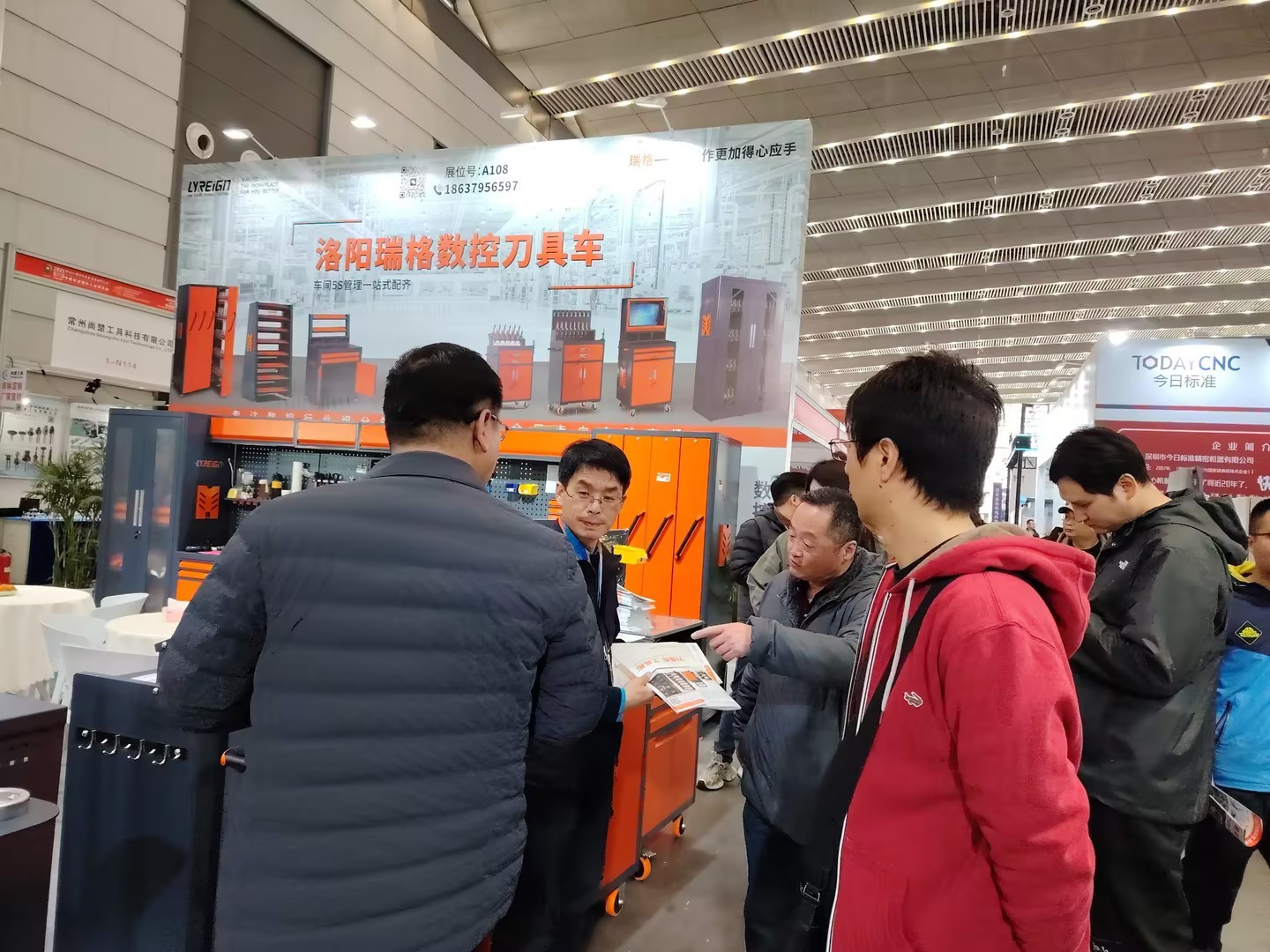 cnc tools cart